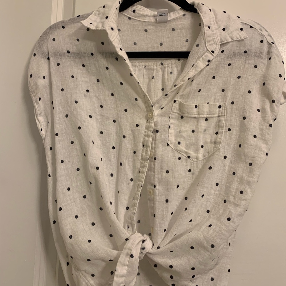 Old Navy Tie Top. Polka-Dot